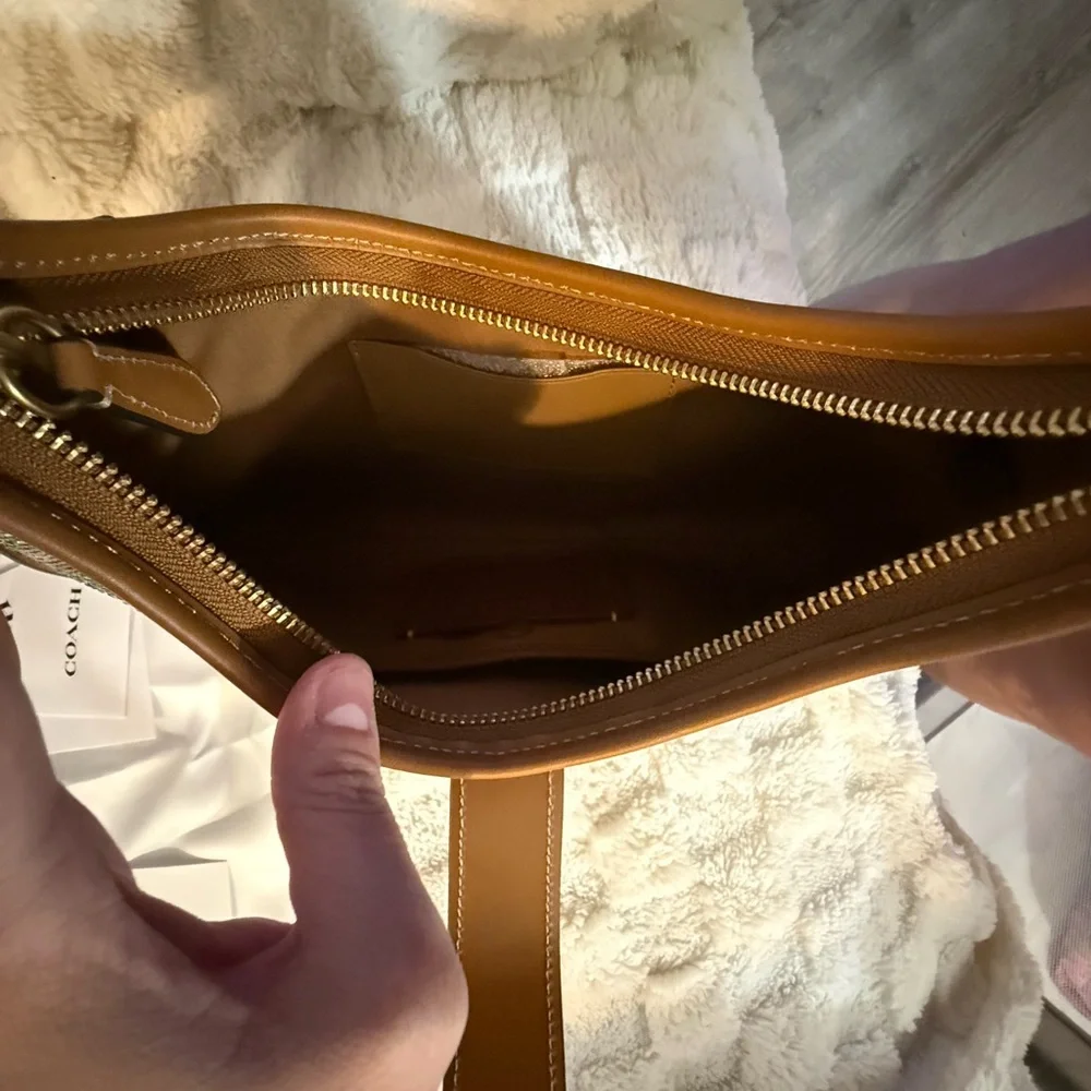 Coach Rainbow Candy Crystal Hamptons Hobo Bag - Picture 15 of 16